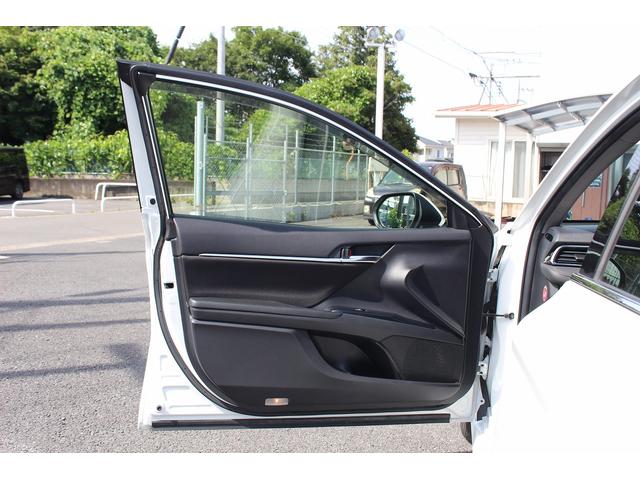 カムリ Ｇ　１オーナー／純正９型ナビ／地デジ／衝突軽減／レーダークルーズ／Ｂカメラ／ＬＥＤ／パワーシート／（28枚目）