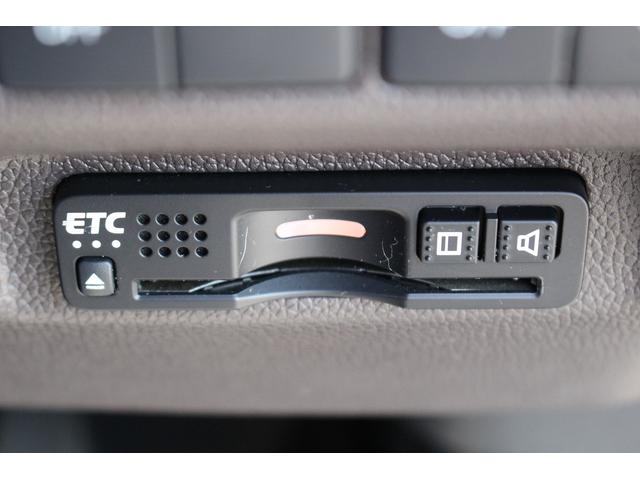 フリード＋ハイブリッド ハイブリッドＧ・ホンダセンシング　後期型／両側電動ドア／純正ナビ／Ｂカメラ／衝突軽減／シートヒーター／レーダークルーズ／ＥＴＣ２．０／（6枚目）