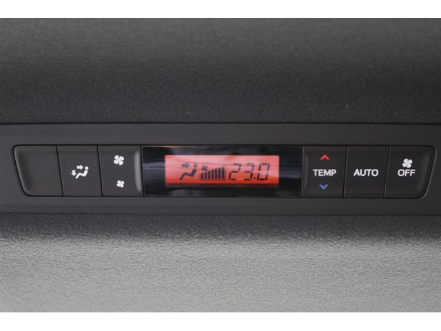 ノア Ｓｉ　後期型／純正９型ナビ／Ｂカメラ／地デジ／両側電動ＰスラＤ／クルーズコントロール／ＥＴＣ／ＬＥＤ（49枚目）