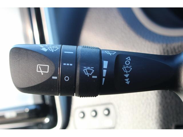 ノア Ｓｉ　後期型／純正９型ナビ／Ｂカメラ／地デジ／両側電動ＰスラＤ／クルーズコントロール／ＥＴＣ／ＬＥＤ（58枚目）