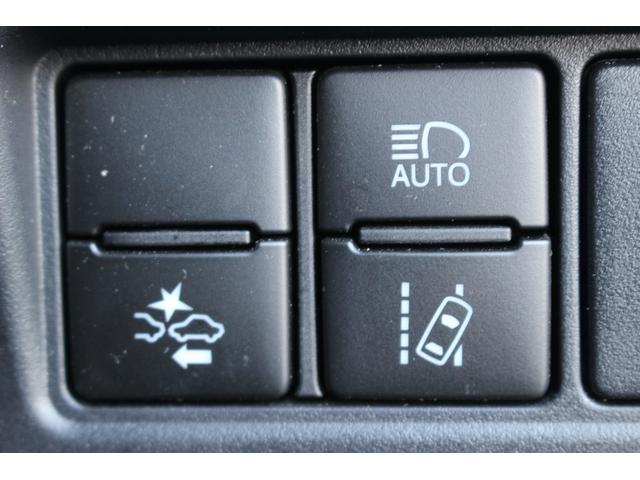 ノア Ｓｉ　後期型／純正９型ナビ／Ｂカメラ／地デジ／両側電動ＰスラＤ／クルーズコントロール／ＥＴＣ／ＬＥＤ（60枚目）