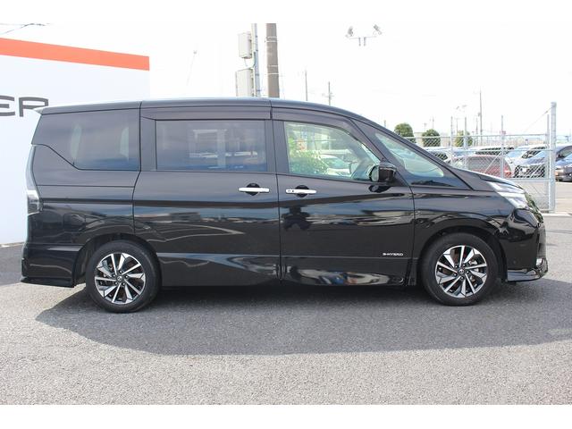 セレナ ハイウェイスターＶ　Ｒ４年登録／純正１０型ナビ／地デジ／衝突軽減／プロパイロット／全周囲カメラ／レーダークルーズ／両側電動／純正１６ＡＷ／（5枚目）