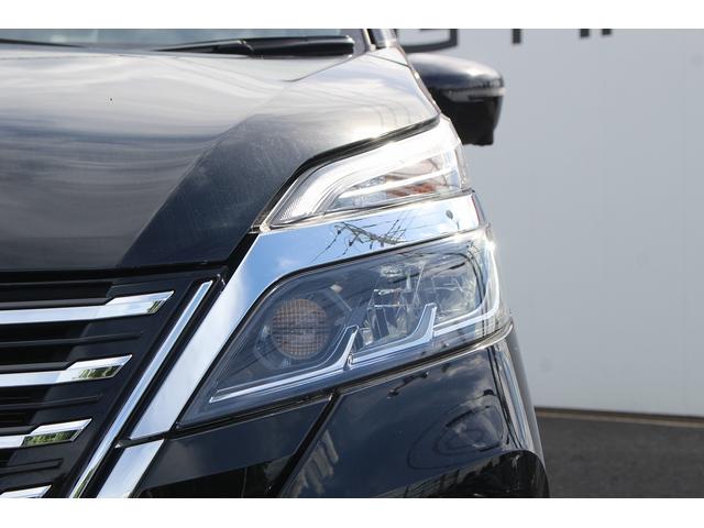 セレナ ハイウェイスターＶ　Ｒ４年登録／純正１０型ナビ／地デジ／衝突軽減／プロパイロット／全周囲カメラ／レーダークルーズ／両側電動／純正１６ＡＷ／（12枚目）