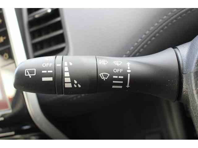 セレナ ハイウェイスターＶ　Ｒ４年登録／純正１０型ナビ／地デジ／衝突軽減／プロパイロット／全周囲カメラ／レーダークルーズ／両側電動／純正１６ＡＷ／（54枚目）