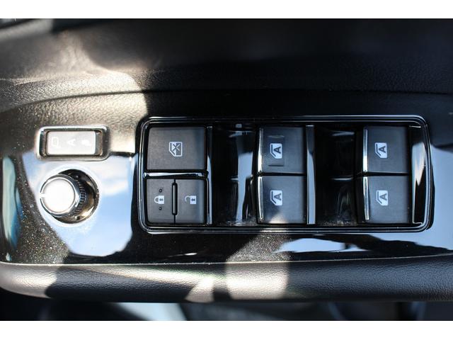 ヴェルファイアハイブリッド ＺＲ　３眼ＬＥＤ／黒革シート／純正１０型ナビ／地デジ／衝突軽減／Ｂカメラ／レーダークルーズ／シートエアコン／（33枚目）