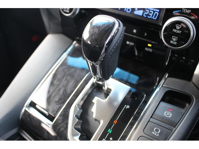 ヴェルファイアハイブリッド ＺＲ　３眼ＬＥＤ／黒革シート／純正１０型ナビ／地デジ／衝突軽減／Ｂカメラ／レーダークルーズ／シートエアコン／（57枚目）