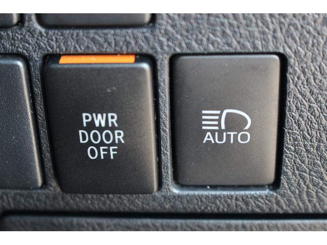 ヴェルファイアハイブリッド ＺＲ　３眼ＬＥＤ／黒革シート／純正１０型ナビ／地デジ／衝突軽減／Ｂカメラ／レーダークルーズ／シートエアコン／（77枚目）