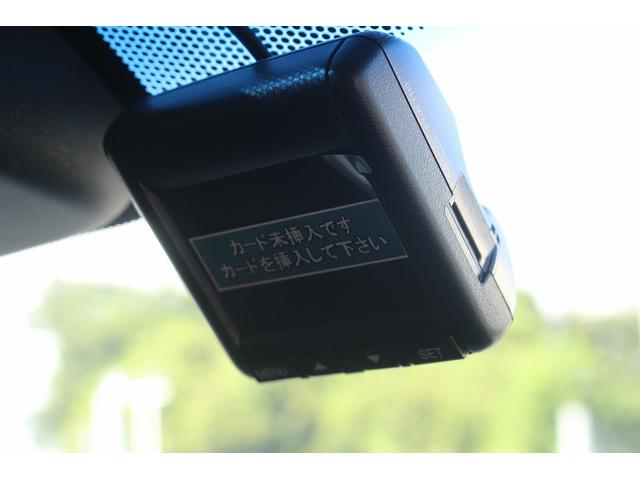 インサイト ＥＸ　メーカー８型ナビ／地デジ／バックカメラ／ハーフレザー／ＬＥＤ／パワーシート／ＥＴＣ２．０／シートヒーター（67枚目）