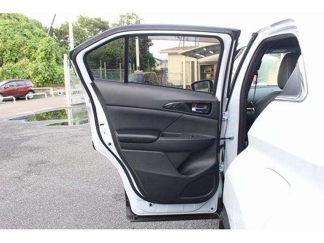 エクリプスクロスＰＨＥＶ Ｐ　純正ナビ／３６０度カメラ／地デジ／シートヒーター／クルコン／ＬＥＤ／ＥＴＣ／パドルシフト／（26枚目）