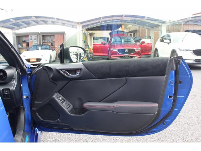 ＢＲＺ Ｓ　ワンオーナー／６ＭＴ／純正９型ナビ／地デジ／バックカメラ／ＬＥＤヘッドライト／ハーフレザー／プッシュスタート／（28枚目）