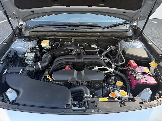 レガシィアウトバック ベースグレード　後期モデル／純正８インチナビ／地デジ／Ｂカメラ／衝突軽減／ＥＴＣ／ＬＥＤヘッドライト／シートヒーター／メモリー付きパワーシート／電動リアゲート／電動格納ミラー／クルーズコントロール／１７インチ純正ＡＷ（20枚目）