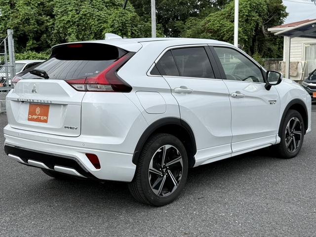 エクリプスクロスＰＨＥＶ Ｐ　ワンオーナー／メーカーナビ／地デジ／３６０°カメラ／衝突軽減ブレーキ／ヘッドアップディスプレイ／ハーフレザー／ＥＴＣ２．０／ｅ－アシスト／純正１８ＡＷ／電動パーキングブレーキ／パワーシート／ＬＥＤ（6枚目）