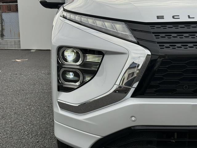 エクリプスクロスＰＨＥＶ Ｐ　ワンオーナー／メーカーナビ／地デジ／３６０°カメラ／衝突軽減ブレーキ／ヘッドアップディスプレイ／ハーフレザー／ＥＴＣ２．０／ｅ－アシスト／純正１８ＡＷ／電動パーキングブレーキ／パワーシート／ＬＥＤ（11枚目）