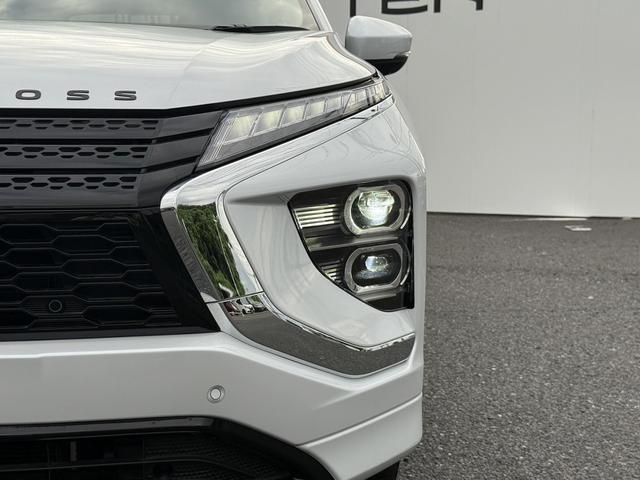 エクリプスクロスＰＨＥＶ Ｐ　ワンオーナー／メーカーナビ／地デジ／３６０°カメラ／衝突軽減ブレーキ／ヘッドアップディスプレイ／ハーフレザー／ＥＴＣ２．０／ｅ－アシスト／純正１８ＡＷ／電動パーキングブレーキ／パワーシート／ＬＥＤ（13枚目）