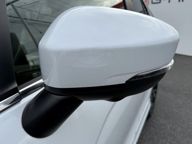 エクリプスクロスＰＨＥＶ Ｐ　ワンオーナー／メーカーナビ／地デジ／３６０°カメラ／衝突軽減ブレーキ／ヘッドアップディスプレイ／ハーフレザー／ＥＴＣ２．０／ｅ－アシスト／純正１８ＡＷ／電動パーキングブレーキ／パワーシート／ＬＥＤ（16枚目）