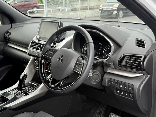 エクリプスクロスＰＨＥＶ Ｐ　ワンオーナー／メーカーナビ／地デジ／３６０°カメラ／衝突軽減ブレーキ／ヘッドアップディスプレイ／ハーフレザー／ＥＴＣ２．０／ｅ－アシスト／純正１８ＡＷ／電動パーキングブレーキ／パワーシート／ＬＥＤ（28枚目）