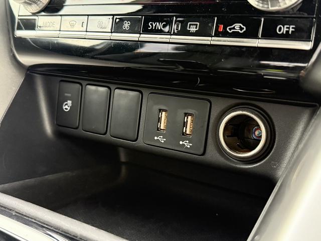 エクリプスクロスＰＨＥＶ Ｐ　ワンオーナー／メーカーナビ／地デジ／３６０°カメラ／衝突軽減ブレーキ／ヘッドアップディスプレイ／ハーフレザー／ＥＴＣ２．０／ｅ－アシスト／純正１８ＡＷ／電動パーキングブレーキ／パワーシート／ＬＥＤ（43枚目）