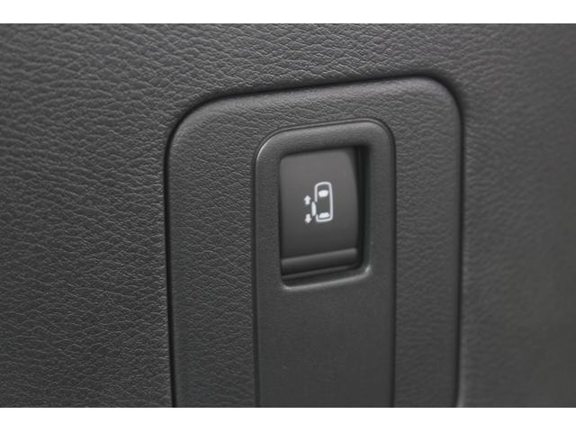 セレナ ハイウェイスター　１オーナー／両側ＰスラＤ／衝突軽減／クルコン／ＥＴＣ／ＬＥＤ／ＯＰ純正１６ＡＷ／プッシュスタート／（64枚目）