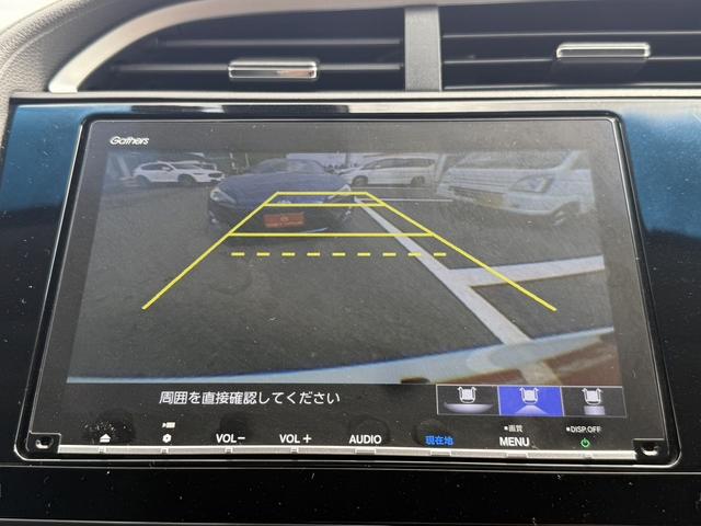シャトル ハイブリッドＺ　ホンダセンシング　純正８型ナビ／地デジ／バックカメラ／衝突軽減／ＬＥＤ／ＥＴＣ／クーズコントロール／シートヒーター／（5枚目）