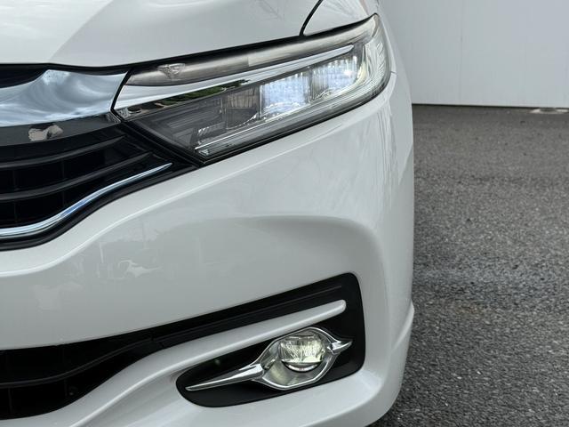 シャトル ハイブリッドＺ　ホンダセンシング　純正８型ナビ／地デジ／バックカメラ／衝突軽減／ＬＥＤ／ＥＴＣ／クーズコントロール／シートヒーター／（27枚目）