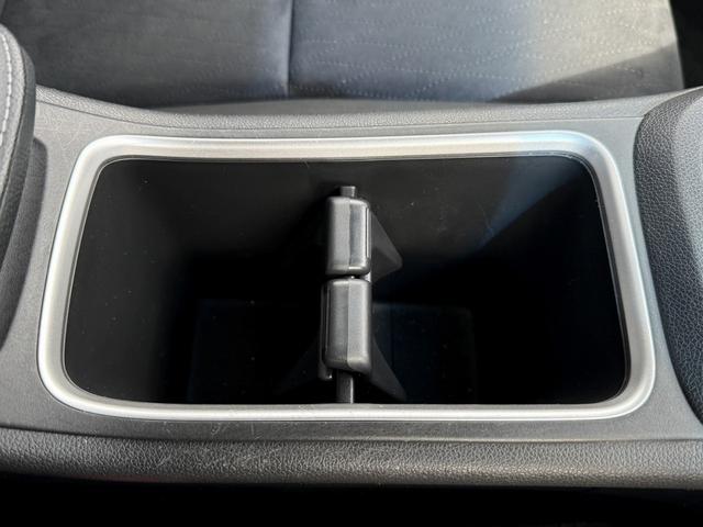シャトル ハイブリッドＺ　ホンダセンシング　純正８型ナビ／地デジ／バックカメラ／衝突軽減／ＬＥＤ／ＥＴＣ／クーズコントロール／シートヒーター／（51枚目）