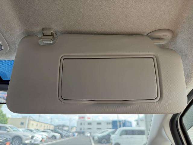 シャトル ハイブリッドＺ　ホンダセンシング　純正８型ナビ／地デジ／バックカメラ／衝突軽減／ＬＥＤ／ＥＴＣ／クーズコントロール／シートヒーター／（69枚目）