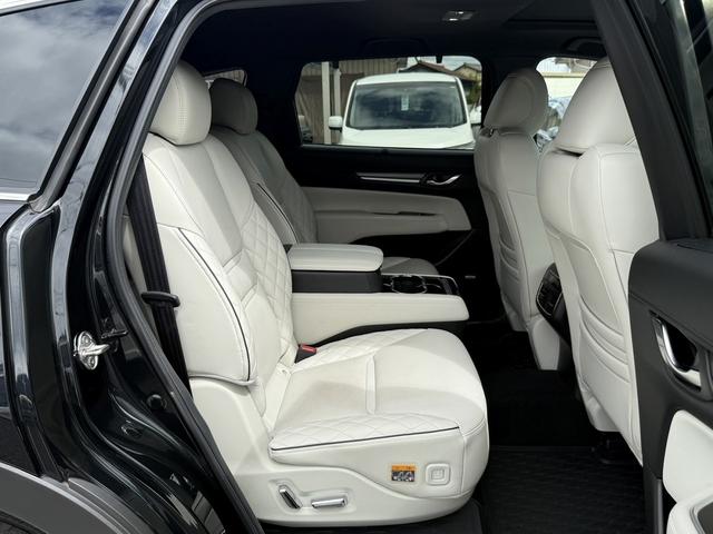 ＣＸ－８ ＸＤ　エクスクルーシブモード　Ｒ３年登録／白革シート／サンルーフ／ＢＯＳＥサウンド／ベンチレーション／純正１０．２５型ナビ／地デジ／３６０度カメラ（41枚目）