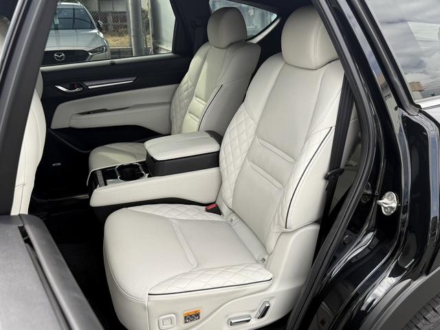 ＣＸ－８ ＸＤ　エクスクルーシブモード　Ｒ３年登録／白革シート／サンルーフ／ＢＯＳＥサウンド／ベンチレーション／純正１０．２５型ナビ／地デジ／３６０度カメラ（46枚目）