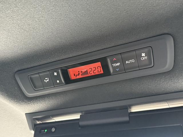 ノア ハイブリッドＳｉ　ダブルバイビー　モデリスタ／後席モニター／半革シート／純正９型ナビ／地デジ／Ｂカメラ／衝突軽減ブレーキ／両側電動スライドドア／（75枚目）