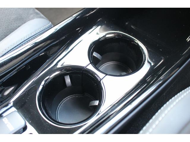 プリウスＰＨＶ Ｓナビパッケージ・ＧＲスポーツ　純正１１．６インチナビ／フルセグＴＶ／バッガイドモニター／スエードコンビシート／衝突被害軽減ブレーキ／シートヒーター／レーダークルーズコントロール／ＥＴＣ２．０／ＬＥＤヘッドライト／プッシュスタート（52枚目）