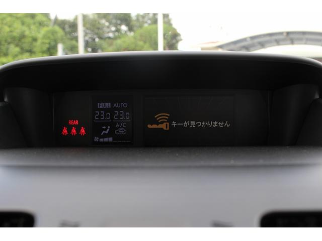 フォレスター ２．０ＸＴ　アイサイト　社外ナビ／Ｂカメラ／地デジ／アイサイトＶｅｒ２／ブラック加飾付ＨＩＤ／純正１８ＡＷ／Ｐスタート／ＥＴＣ（59枚目）
