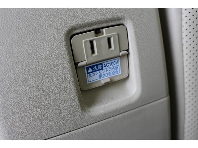 アルファードハイブリッド エグゼクティブラウンジ　ツインサンルーフ／１２型後席モニター／９型メーカーナビ／ＪＢＬサウンド／白革シート／バック・サイドカメラ／地デジ／ＬＥＤヘッドライト／ステアリングヒーター／電動リアゲート／シートヒーター（6枚目）