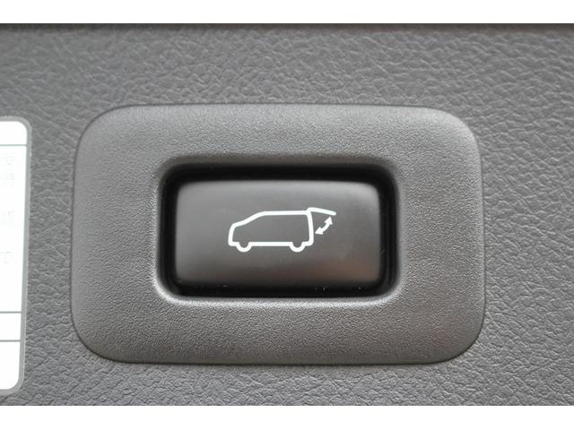 アルファードハイブリッド エグゼクティブラウンジ　ツインサンルーフ／１２型後席モニター／９型メーカーナビ／ＪＢＬサウンド／白革シート／バック・サイドカメラ／地デジ／ＬＥＤヘッドライト／ステアリングヒーター／電動リアゲート／シートヒーター（33枚目）