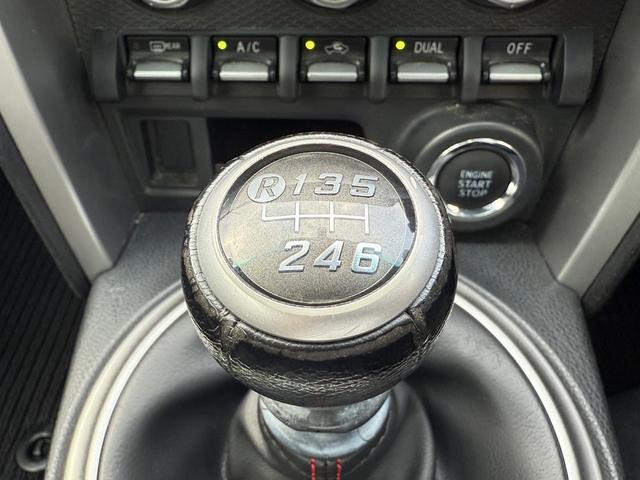 ＢＲＺ Ｓ　６ＭＴ／社外ナビ／」地デジ／横滑り防止／ＬＥＤデイライト／ＥＴＣ／スマートキー／プッシュスタート／オートエアコン／電格ドアミラー／（3枚目）