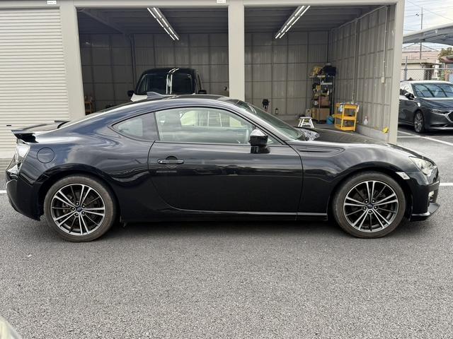ＢＲＺ Ｓ　６ＭＴ／社外ナビ／」地デジ／横滑り防止／ＬＥＤデイライト／ＥＴＣ／スマートキー／プッシュスタート／オートエアコン／電格ドアミラー／（9枚目）