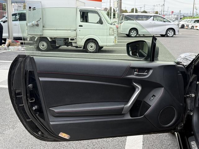 ＢＲＺ Ｓ　６ＭＴ／社外ナビ／」地デジ／横滑り防止／ＬＥＤデイライト／ＥＴＣ／スマートキー／プッシュスタート／オートエアコン／電格ドアミラー／（34枚目）