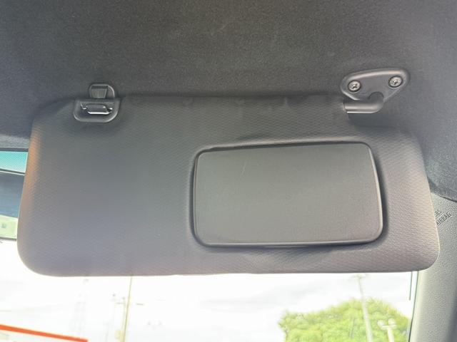 ＢＲＺ Ｓ　６ＭＴ／社外ナビ／」地デジ／横滑り防止／ＬＥＤデイライト／ＥＴＣ／スマートキー／プッシュスタート／オートエアコン／電格ドアミラー／（65枚目）