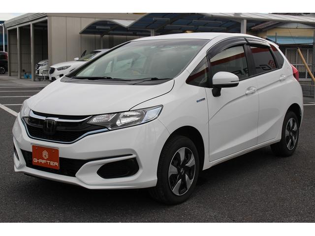 フィットハイブリッド Ｆ　純正ナビ／衝突軽減ブレーキ／レーンキープ／４ＷＤ／ＥＴＣ／Ｂｌｕｔｏｏｔｈ接続可能／クルーズコントロール／スマートキー（10枚目）