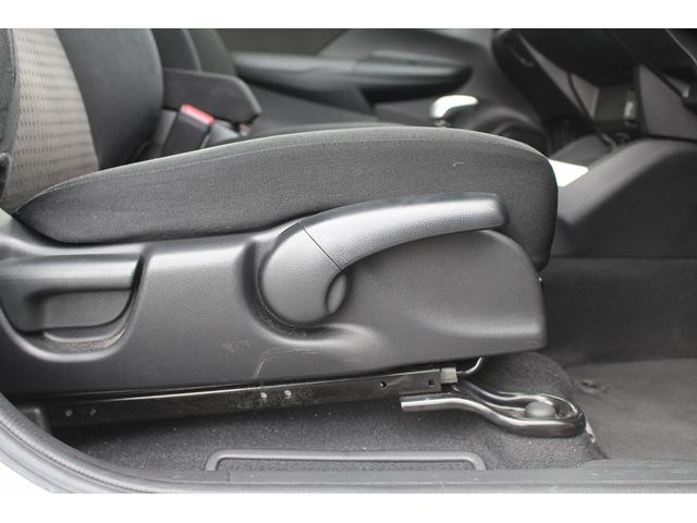 フィットハイブリッド Ｆ　純正ナビ／衝突軽減ブレーキ／レーンキープ／４ＷＤ／ＥＴＣ／Ｂｌｕｔｏｏｔｈ接続可能／クルーズコントロール／スマートキー（39枚目）