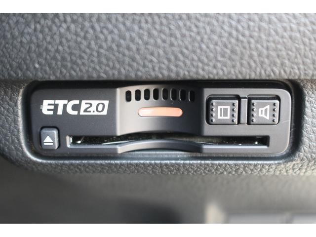 シビック ｅ：ＨＥＶ　Ｒ４年登録車／純正ナビ／バックカメラ／パワーシート／ハーフレザー／ＬＥＤ／ＥＴＣ／地デジ／ＢＳＭ／運転支援／スマートキー／プッシュスタート／ＢＬＵＥＴＯＯＴＨ接続／（50枚目）