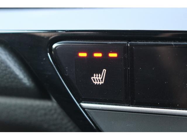 シビック ｅ：ＨＥＶ　Ｒ４年登録車／純正ナビ／バックカメラ／パワーシート／ハーフレザー／ＬＥＤ／ＥＴＣ／地デジ／ＢＳＭ／運転支援／スマートキー／プッシュスタート／ＢＬＵＥＴＯＯＴＨ接続／（60枚目）