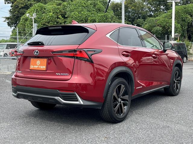 ＮＸ ＮＸ３００ｈ　バージョンＬ　赤革シート／純正ナビ／地デジ／全周囲カメラ／衝突軽減／小／レーダークルーズ／温熱シート／ＬＥＤ／パワーシート／連動リゲート／（11枚目）