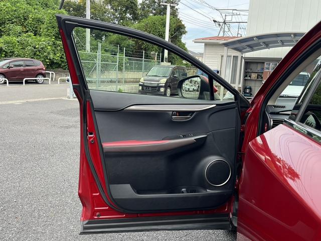 ＮＸ ＮＸ３００ｈ　バージョンＬ　赤革シート／純正ナビ／地デジ／全周囲カメラ／衝突軽減／小／レーダークルーズ／温熱シート／ＬＥＤ／パワーシート／連動リゲート／（35枚目）