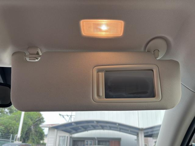 ＮＸ ＮＸ３００ｈ　バージョンＬ　赤革シート／純正ナビ／地デジ／全周囲カメラ／衝突軽減／小／レーダークルーズ／温熱シート／ＬＥＤ／パワーシート／連動リゲート／（72枚目）