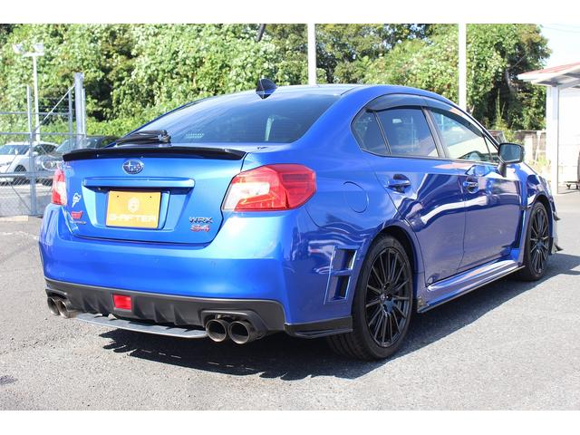 ＷＲＸ Ｓ４ ＳＴＩスポーツアイサイト　ワンオーナー／ＳＴＩフルエアロ／アイサイト／純正ナビ／地デジ／バックカメラ／２．０ＥＴＣ／ハーフレザーパワーシート／シートヒーター／スマートキー／プッシュスタート／ＬＥＤヘッドライト／（6枚目）