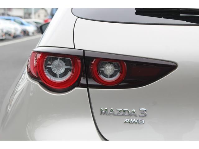 ＭＡＺＤＡ３ファストバック ２０Ｓプロアクティブ　ツーリングセレクション　ＢＯＳＥサウンド／純正ナビ／地デジ／３６０度カメラ／衝突軽減／ＥＴＣ／ＬＥＤ／レーダークルーズ／（27枚目）