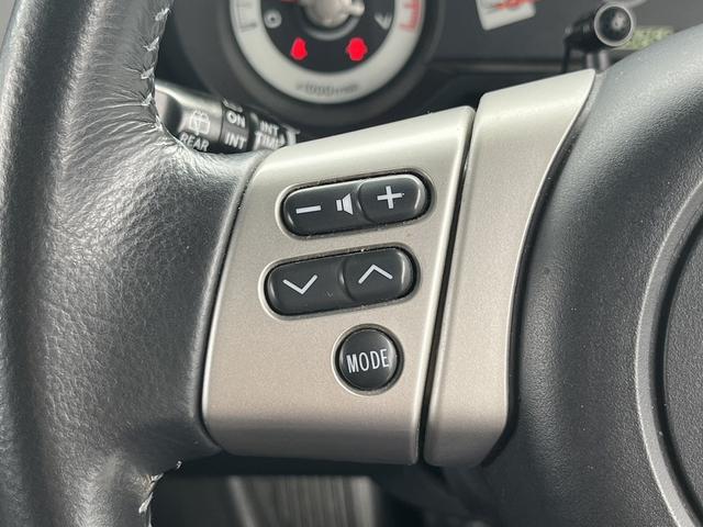 ＦＪクルーザー カラーパッケージ　社外ナビ／地デジ／バックカメラ／クルコン／ＥＴＣ／ＬＥＤ／Ｂｌｕｅｔｏｏｔｈ／社外２０インチＡＷ（42枚目）