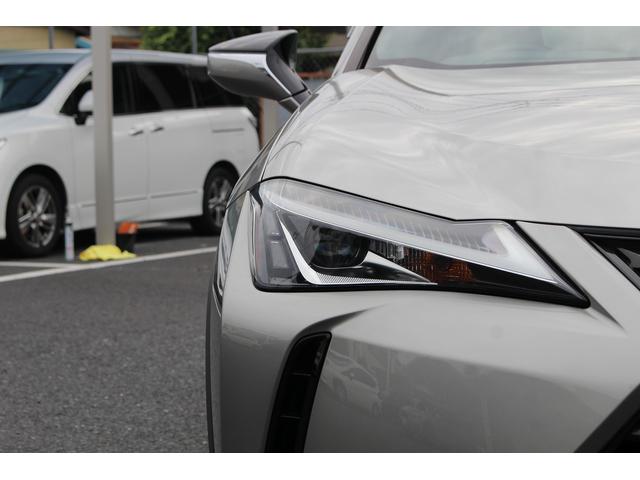 ＵＸ ＵＸ２５０ｈ　純正ナビ／地デジ／バックカメラ／衝突軽減／ＥＴＣ２．０／ＬＥＤヘッド／レーダークルーズコントロール／純正１７ＡＷ（19枚目）