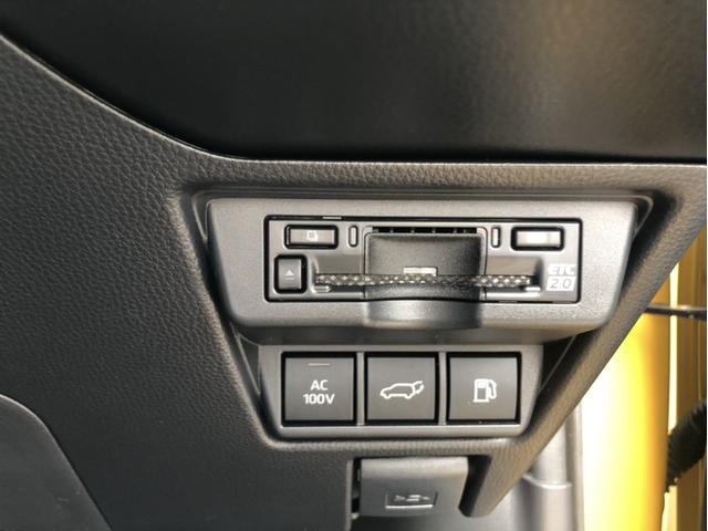 プリウス Ｚ　メーカー１２．３型ナビ／アラウンドビューカメラ／地デジ／黒革シート／ＥＴＣ２．０／電動リアゲート／シートエアコン／パワーシート／シートヒーター／パーキングアシスト／ＬＥＤヘッドライト／置くだけ充電（8枚目）
