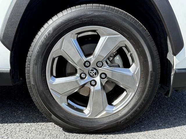 RAV4 ハイブリッドG 純正ナビ/地デジ/バックカメラ/パワーバックドア/シートーヒーター/パワーシート/LEDヘッドライト/衝突軽減ブレーキ/レーダークーズコントロール/スマートキー/プッシュスタート/ETC/(24枚目)
